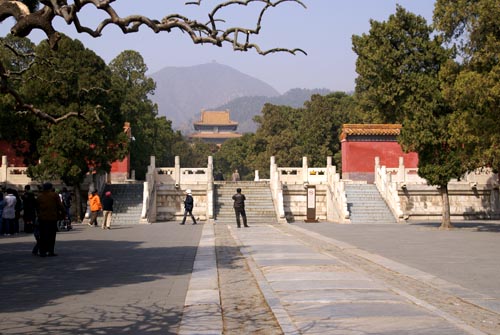 Ming Tombs, Outside